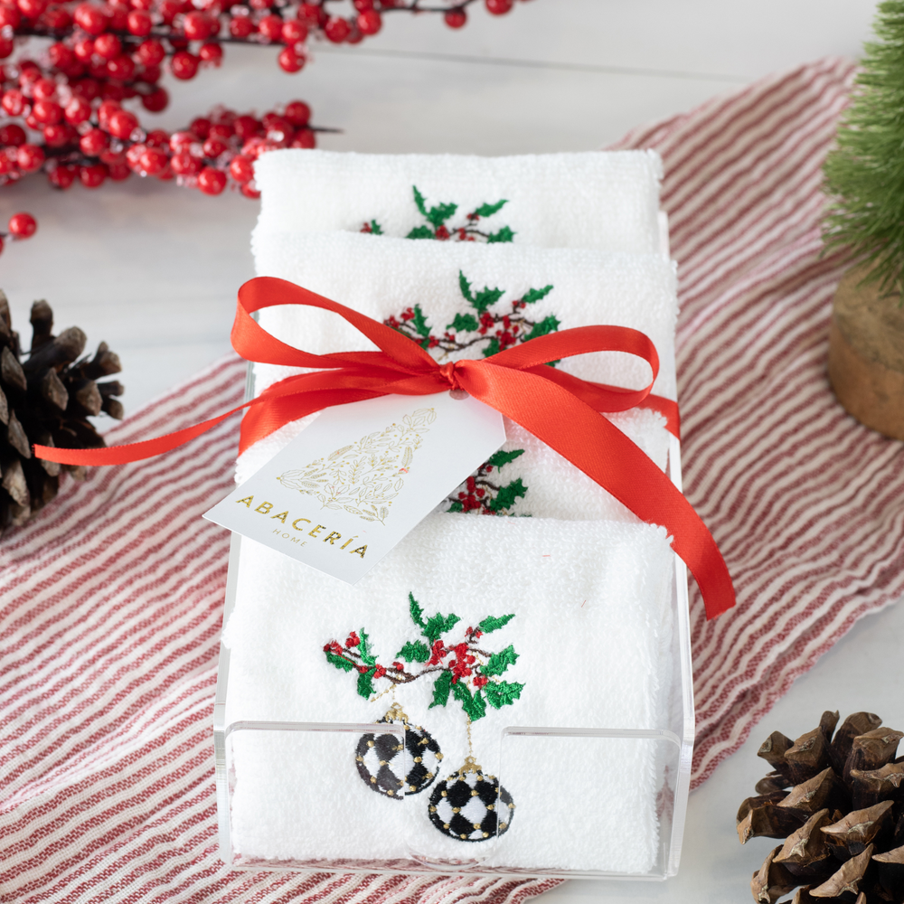 Black and White Ornaments Towels Set with Acrylic Tray